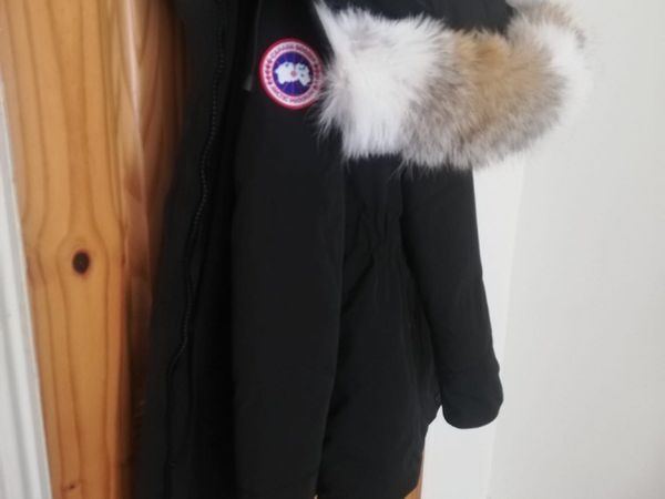 New Canada Goose Parker/Black/Fur hood