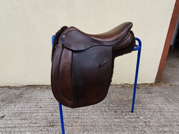 17inch  Brown Morris & Norman Show/WH Saddle Wide