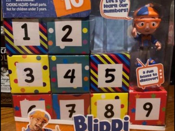 Blippi learning numbers