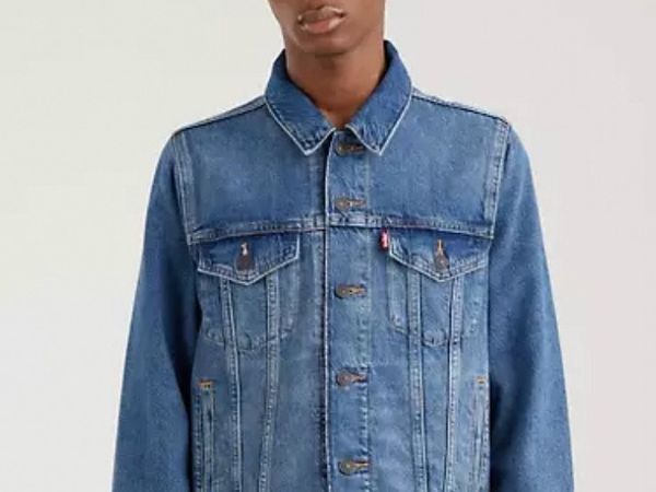 Levi’s original trucker blue denim jacket