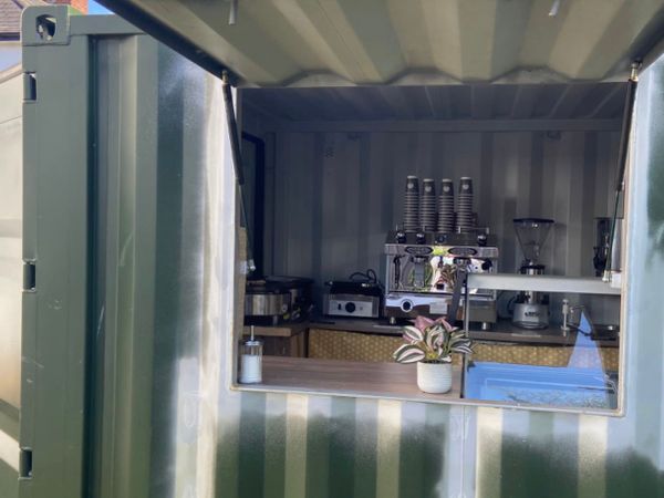 Coffee trailer/van/shipping container