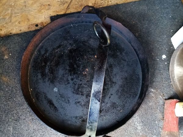 Antique griddle pan