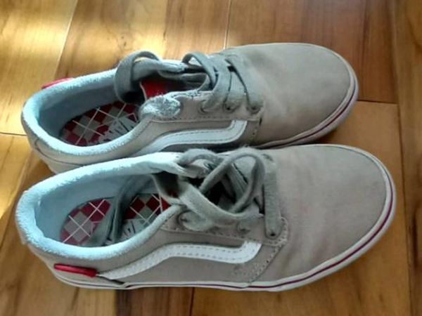 Vans trainers in perfect condition size UK1