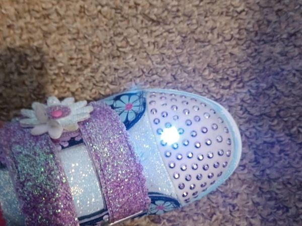 Twinkle toes shoes for girls (size 11)