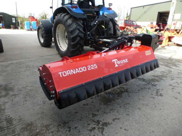 Twose Offset Flail Toppers