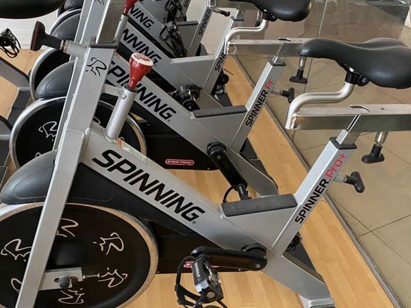 LARGE AMOUNT OF FULLY COMMERCIAL SPIN BIKES