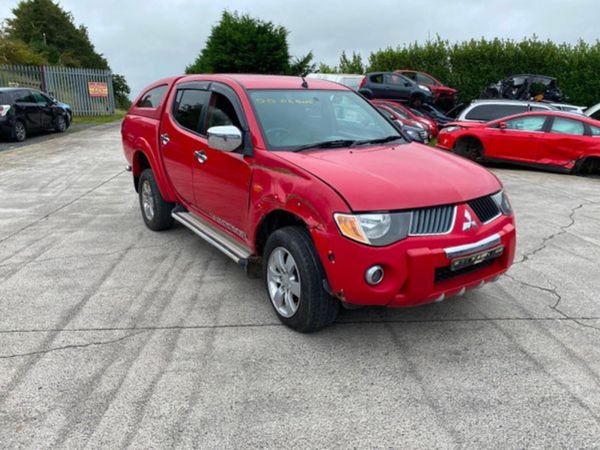 Mitsubishi L200 , Diesel, 2010, 