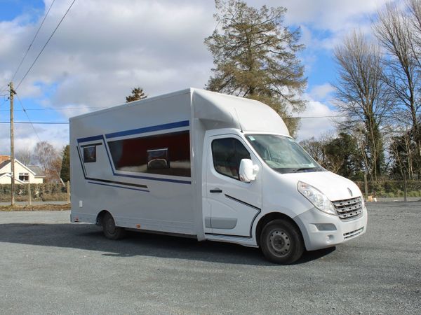 Campervan - Renault Master Box Van