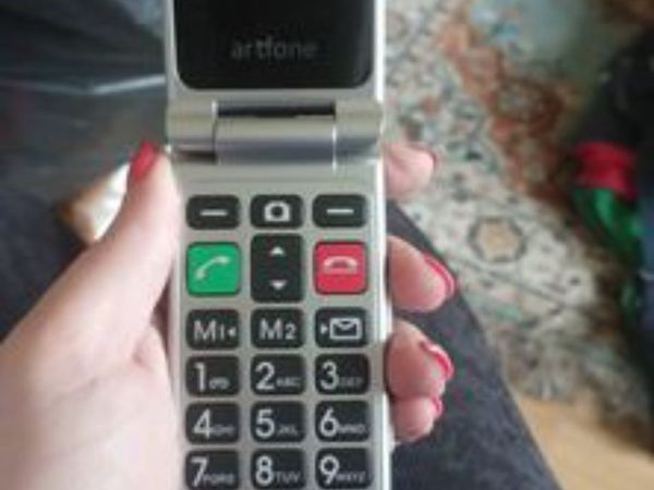 Brand new never used elderly big button phone