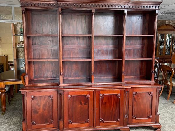 Fabulous mahogany open top 4 door display cabinet