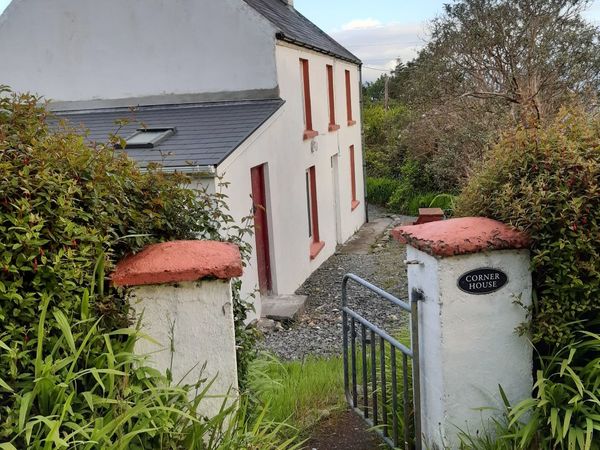 West Cork holiday cottage, Beara, avail Aug 22