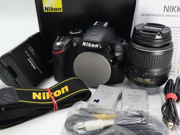Nikon D3200 with Nikon DX 18-55mm II ED Lens