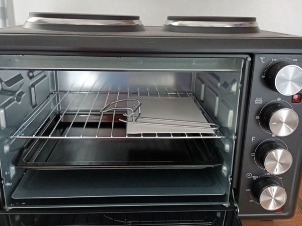 Small Electric Beko Cooker