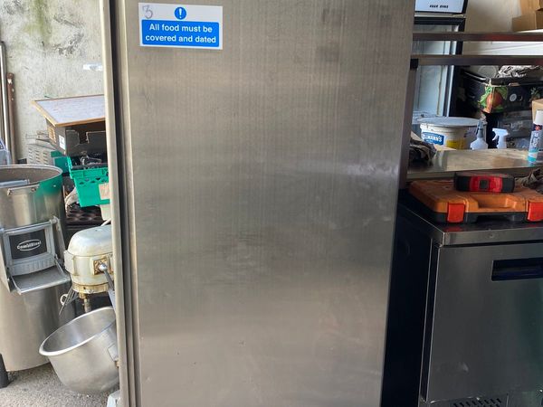 Equip fridge ref190