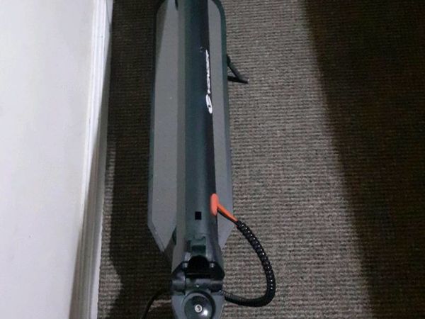 Electric scooter good condition price negotiable