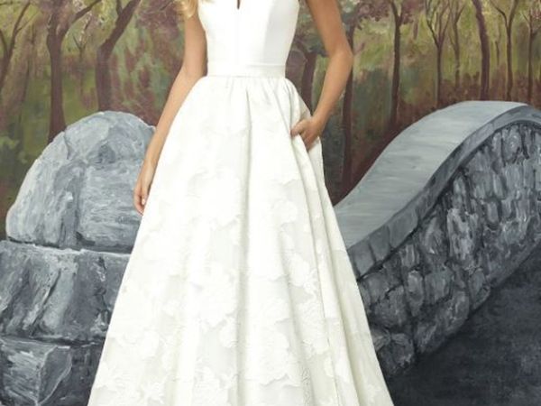 Wedding Dress Ivory by Justin Alexander
