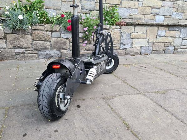 48v 1600w Electric Scooter