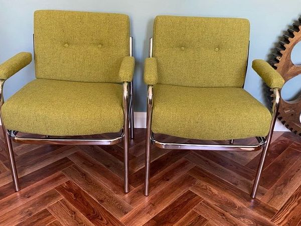 Pair of retro armchair