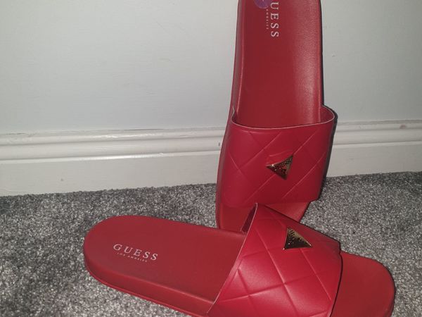 New Guess Red flip flop shoe