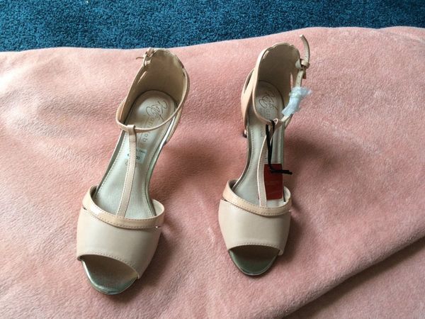 Pastel pink Kate appleby heels