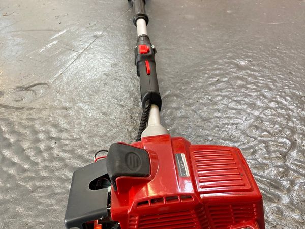 Long reach hedge trimmer - 24” blades - new.