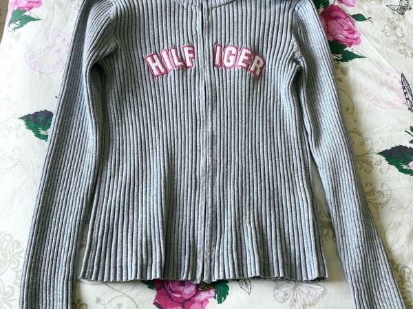 Tommy Hilfiger girl’s top 14/15 yrs