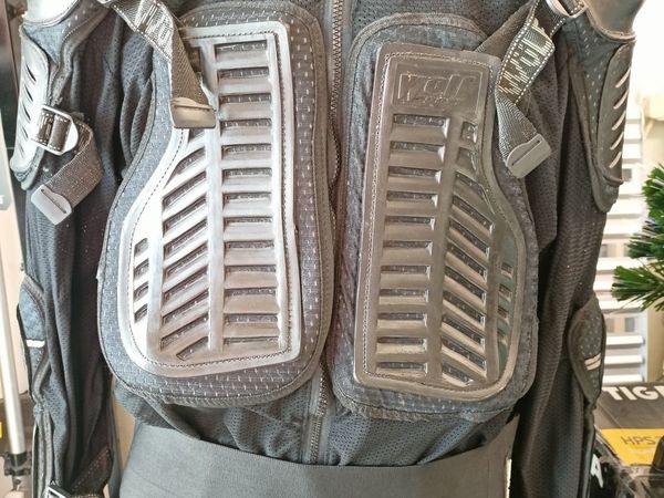 BODY ARMOUR WULF SPORT FOR SALE !!!