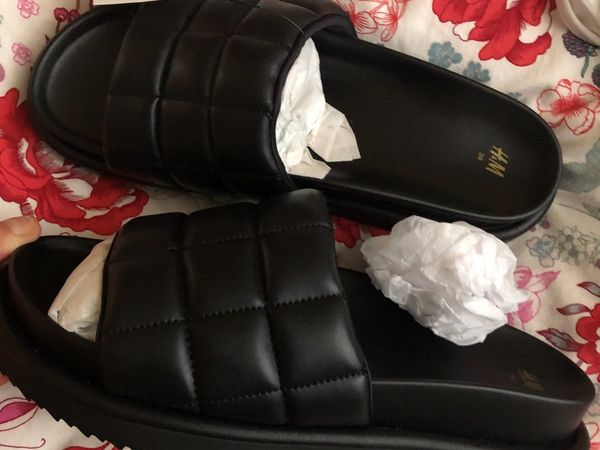 H&M quilted  slides