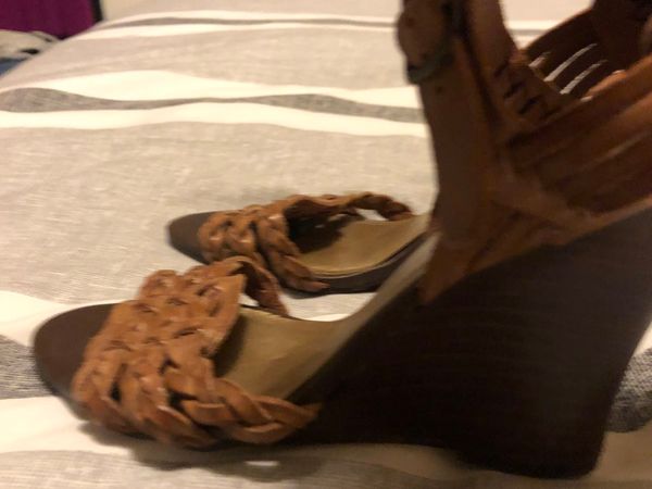 Ladies leather oasis leather sandals size 5 €10