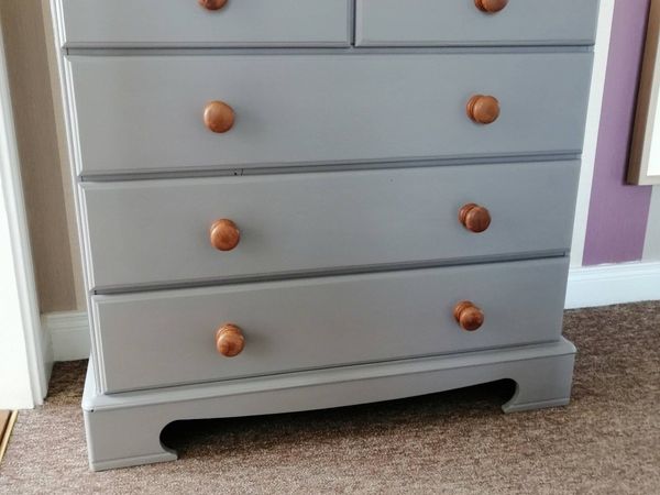 Bedroom Chest Of Drawers €135