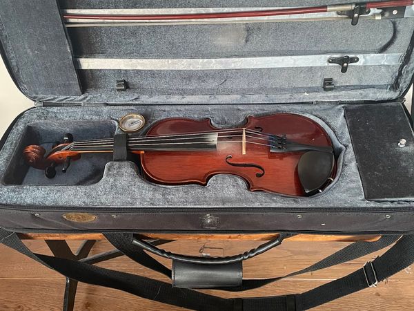 Violin 1/2 size