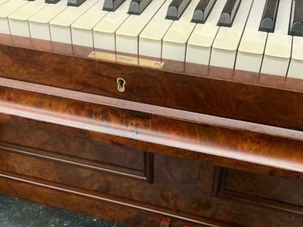 Schiedmayer upright piano |rebuilt| walnut || Belfast Pianos 🎹 || Free delivery 🚚