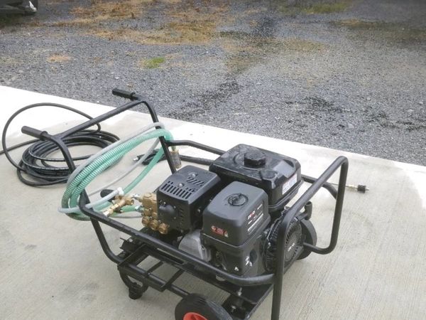 30 Litres per minute 16Ho Petrol power washer