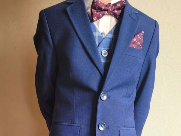 Boys Suit and shoes -  size 122  & 33