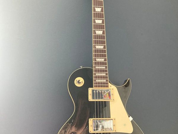 Vintage V100 Guitar