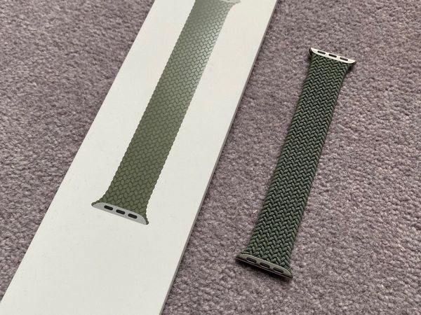 Apple Watch Braided Solo Loop (Size 4)