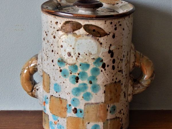 Glazed pottery jar