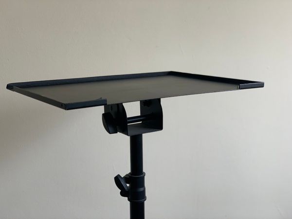 Adjustable Music Stand - GOOD CONDITION