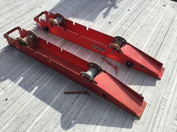 2 x 1 tonne cable drum rollers