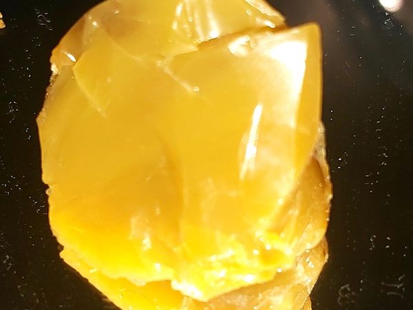 Rough untreated Mexican yellow opal