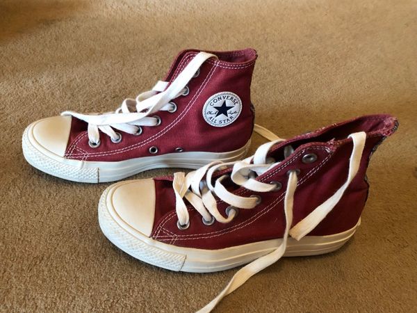 Converse girl’s trainers size 3