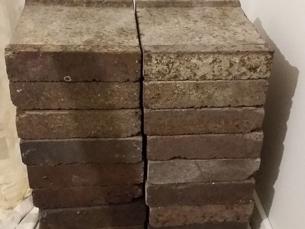 Storage heater bricks