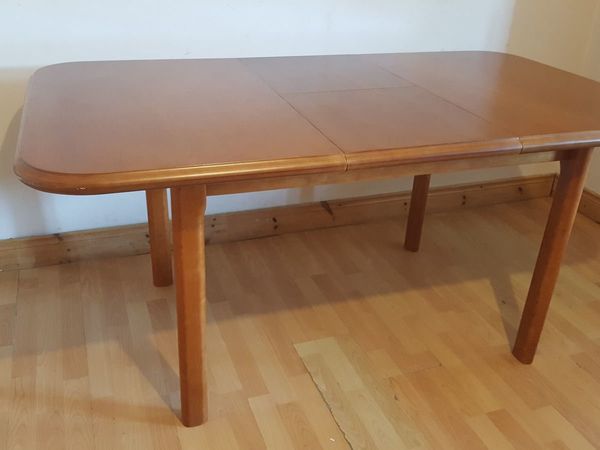 Oak solid quality extendable dining table