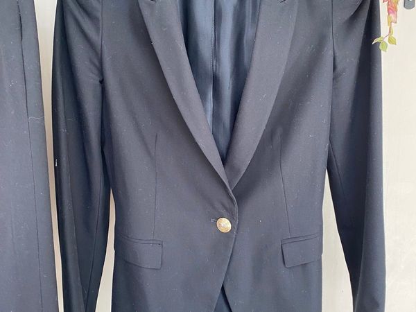 Zara black fitted suit