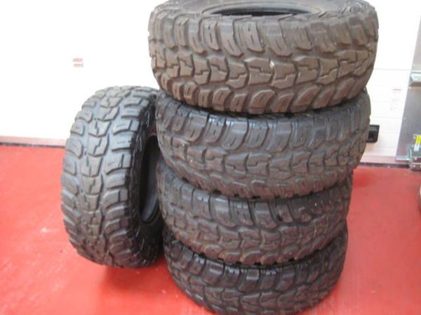 hilux surf pajero tyres