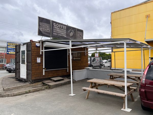 20ft Shipping Container With Full Kitted Kitchen