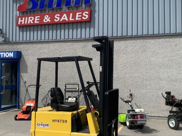 HYSTER 1.5 TON ELECTRIC FORKLIFT