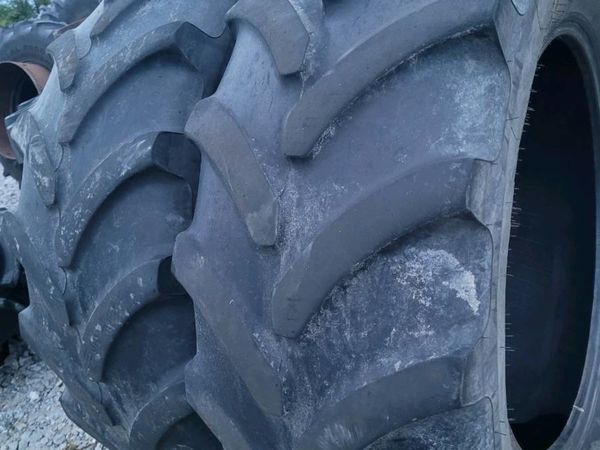 Pair of 480 70 34 firstone tyres very fresh