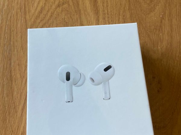 AirPods Pro with wireless charging case