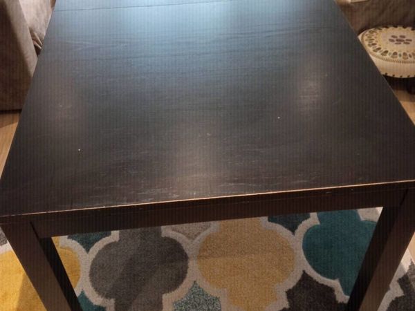 Extandable Black dining table
